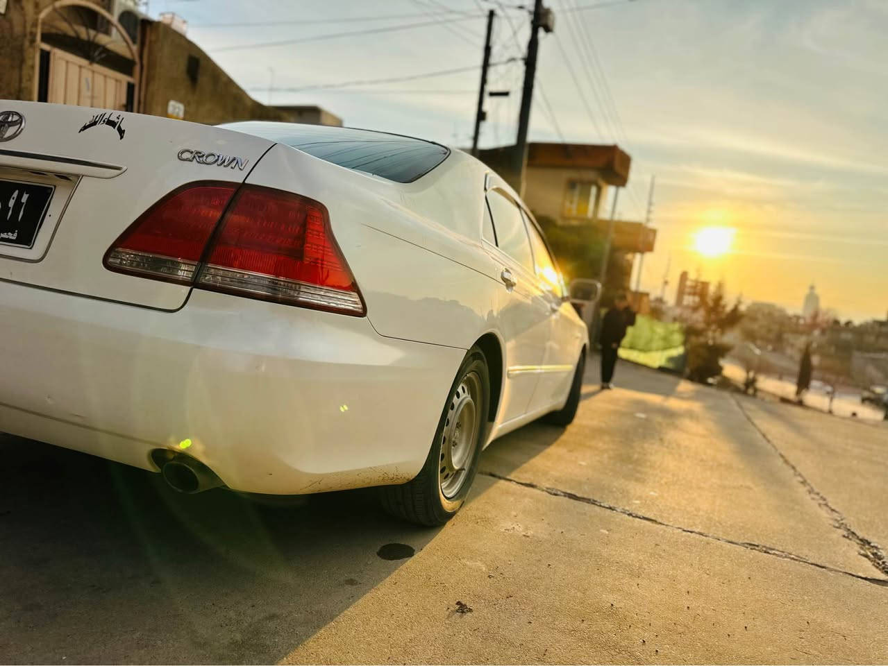 بسم الله الرحمن الرحيم  بە ناوی خوای گەورە 

شاهینە 2005 مووس 
 Royalsalon 182 

گێڕ و مەکینە گەورە بە شەرت بێ دوکەڵ 

دوو دوگممە  بەصمە

ناو زەرد پێش و دوا حاسە  ئاوێنە کارەبا 4 جام کارەبا و ئۆتۆ 

دەرەوە و ناوەوەی لۆۆک 

تەنها یەک پارچەی ئەورپایی هەیە 

هی ئێرە بۆی مەگەڕێ 

سەیارەکە ماڵی دۆستە 

نرخی: 65  گەڵا و معامەلەیەکی برایانە  ئەگەر موشتەری نیت سەری خۆت منیش مەهێشێنە ڕەحمەتت لێبێ ئەوەش ژمارەی خاوەنی↙️↙️

شوێن:سلێمانی

0770 292 2303 السليمانية, العراق
