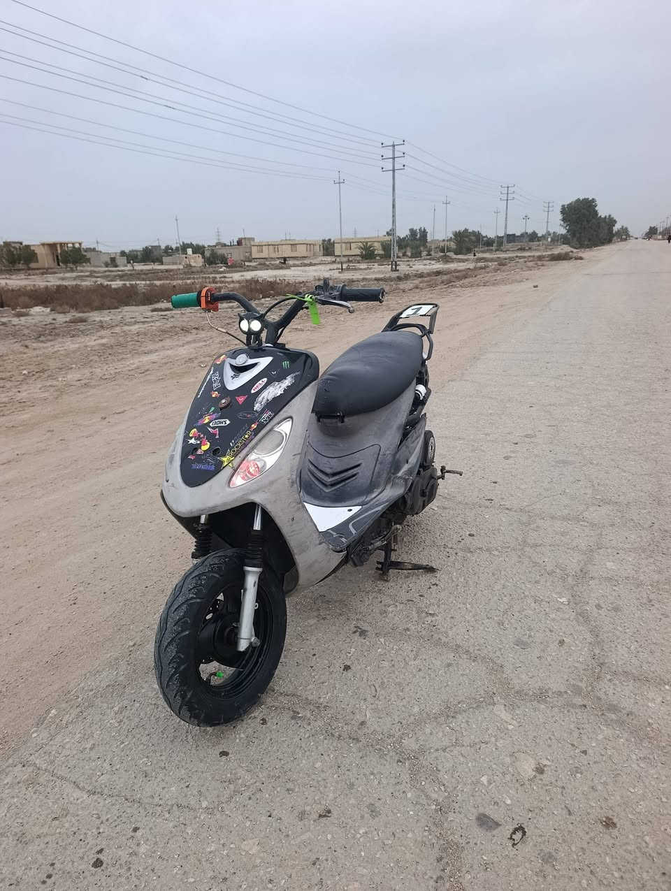 ماكس جديده محرك كهربايات
جدد 
هندر واحد تشتغل وسلف نقصه ربط كهرباء 
ترابك وين تحب شرط بريك ماناقصها شي
500 وبيها مجال السماوه ناحيه الكرامه 
خاص ماجاوب 
***********
