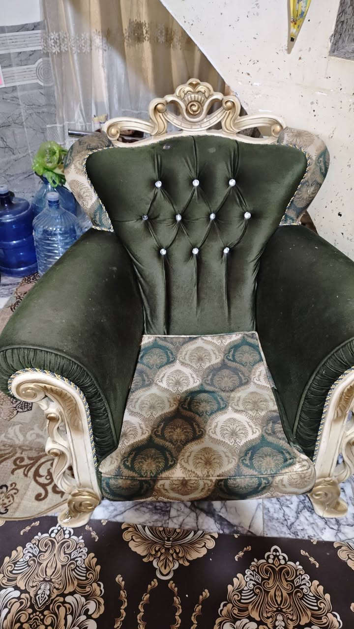 من رخصة الادمن
سلام عليكم تخم قنفات ملكي 10مقاعد نضافة %80 حلو يخبل ايي كسر ما بي العنوان حي الوفاء سعره 450 إستفسار ***********
