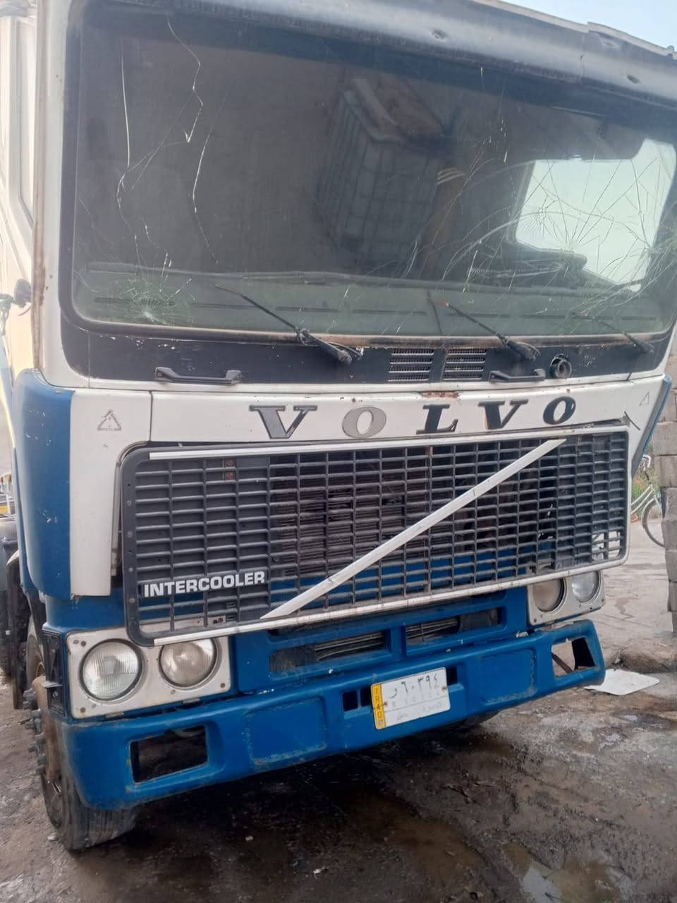 السلام عليكم فالفو للبيع جاهزه من كلشي تخم تاير جديد باتريات جديد تانكي جديد قماره نضيفه داخل جديد شاصي مكفول جاهزه من كلشي تانكي 20 طن سعر 160 وبي مجال ***********
