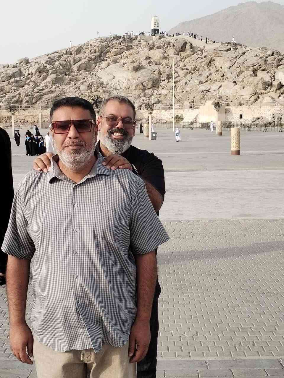 📸التقرير المصور :-

📍زيارة جماعية لمعتمري حملة ابي تراب للعمرة والسفر 
في مزارات  مكة المكرمة :-

🕌  
عرفة
📍 مكة المكرمة 

📅 الثلاثاء 2026/7/20
✈️ رحلة الطيران 2026/7/12
***********
***********
