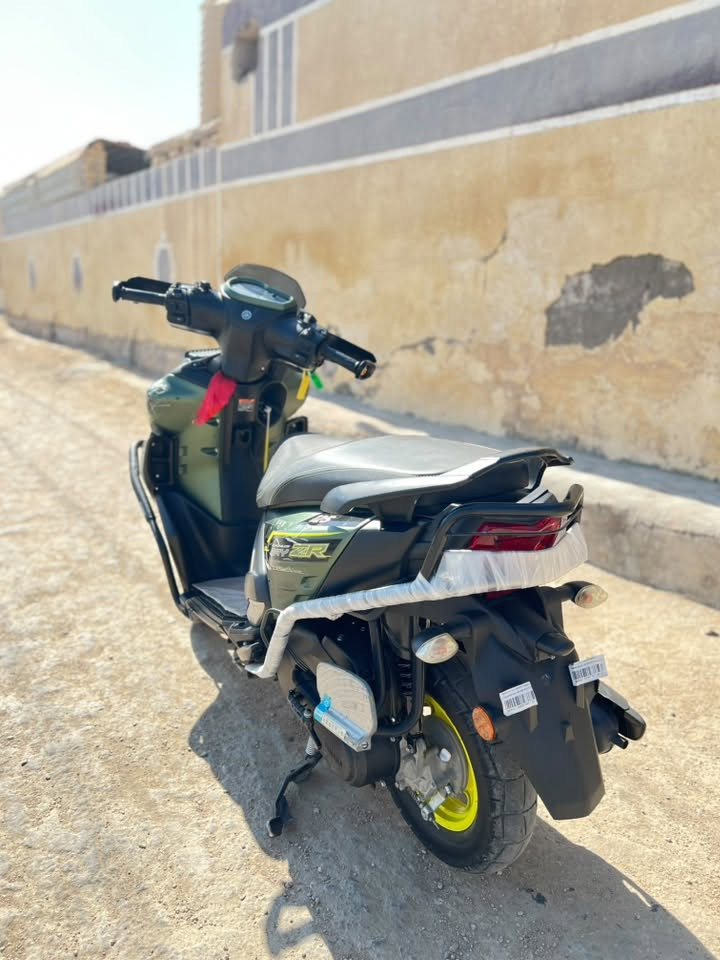 سلام عليكم ZR2024 
سعر 2200 قفل لموشراي لا يتعبني ***********
