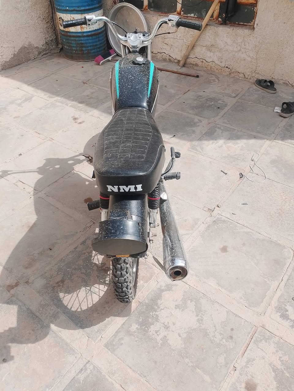 السلام عليكم دراجه اربع كير مديل 2015 اوراق اصولي الدراجه خير من الله ماعيزه شي وياله جدد مكينه مفتوحه وناعمه كلش شلعه ومعدل السعر اتصال عل رقم ***********
