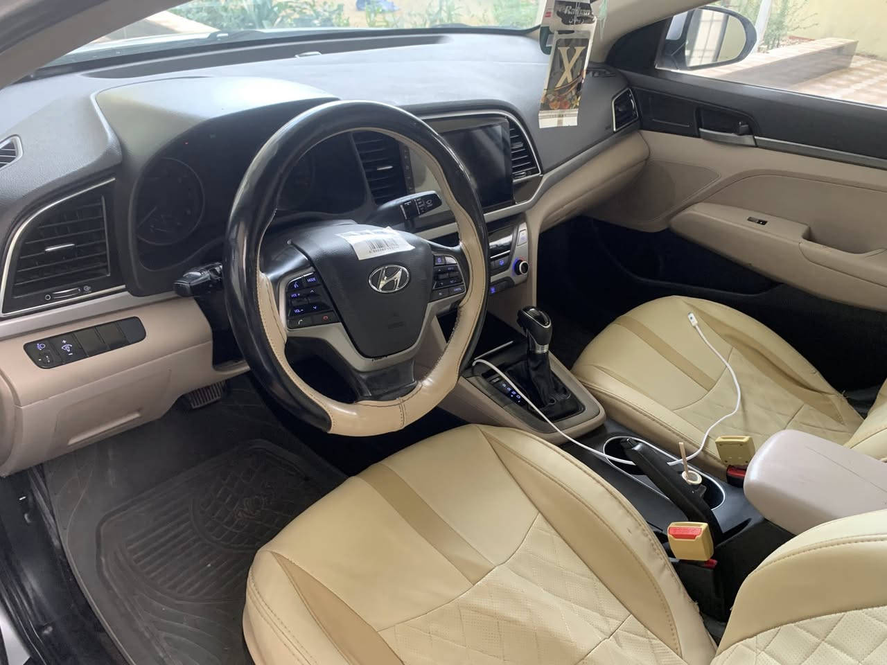 للبيع النترا خليجي
2016 شكل 2017

محرك ٢٠٠٠  سوبر دوش

نص فول 

تبريد قطعتين

السياره بيها قطع صبغ

رقم بغداد

گير AT

سياره جاهزه

***********

120 وبيها مجال

كوت
