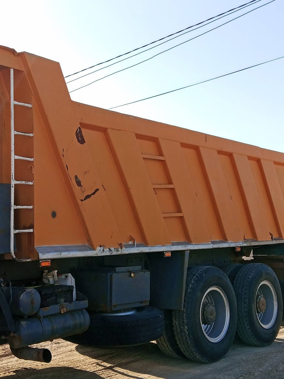 سلام عليكم بدي مايلر للبيع طول 5 ونص مكفول مابي خياس شرط حديد ضخين جك شرط سعر 55   ***********
