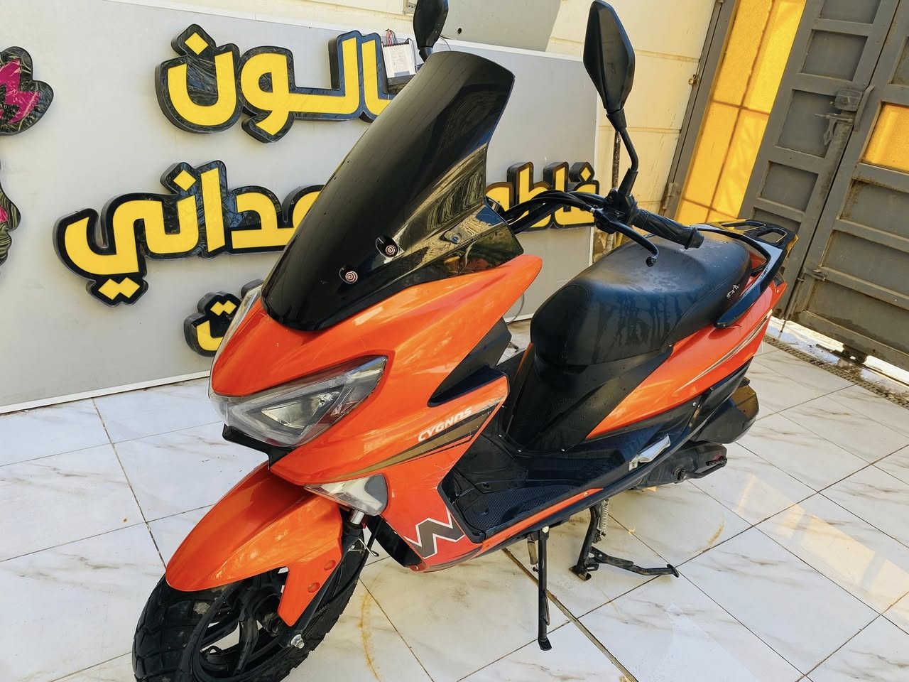 سكنس للبيع بعدهي بنضافة شركة ماصارلي فترا من خذتها مكينة امتياز كلشي بيها جديد عل شرط مكاني ديوانية 
***********
