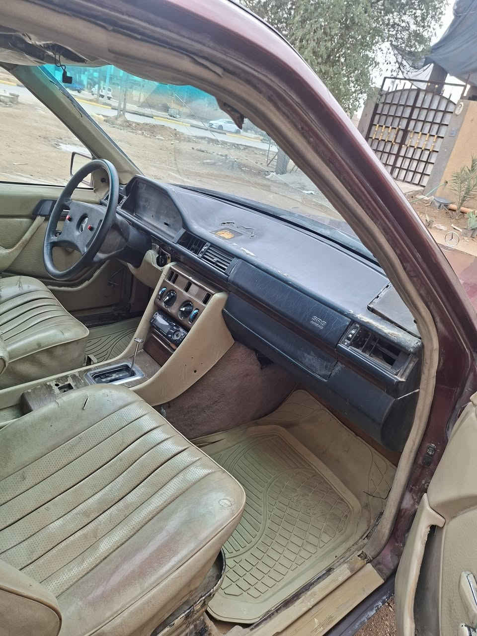 مارسيدس دب مديل ١٩٨٧ رقم انبار الماني سنويه عظم عاج محمور كير ومحرك بطه مكفولات قواعد دبل بلاد سعرها ٢٥ وبيها مجال مكانها كربلاء حي النصر ***********سعرها ٢٥
