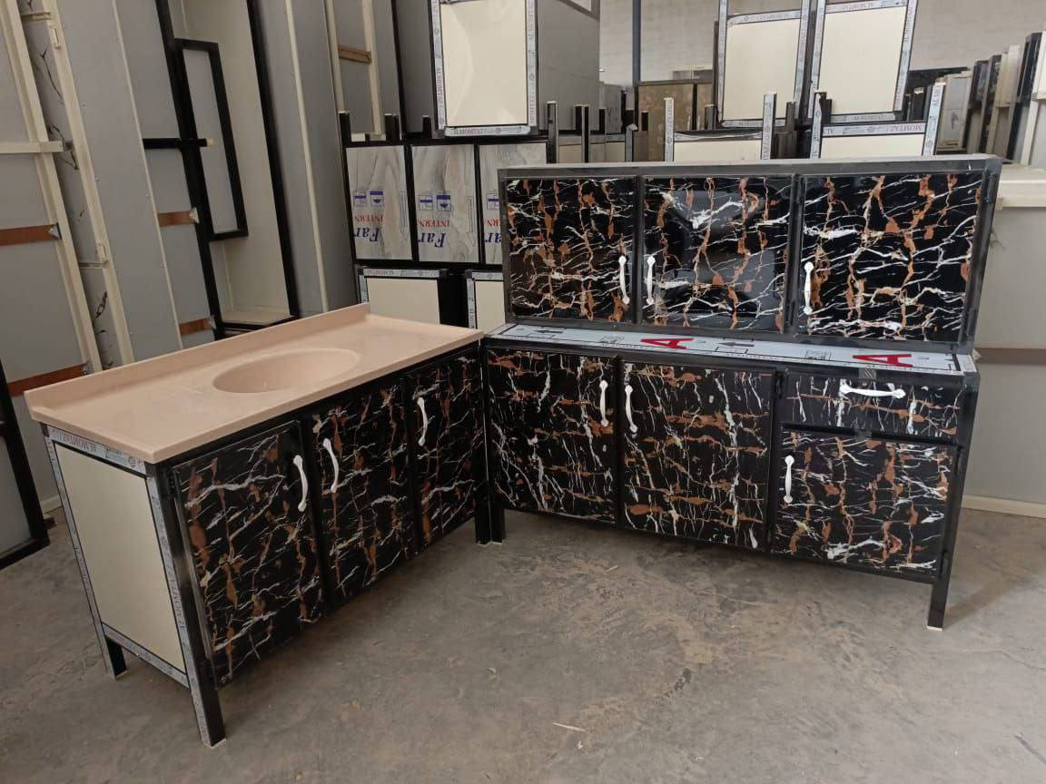 كاونتر مترونص  ارضي.وملحق مترونص  سنك متر و20 سم
يتوفر لدينا توصيل لجميع المحافظات  

الطلب والستفسار مراسلة الرقم.  ***********
