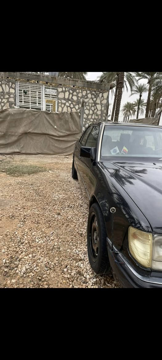 مارسدس موديل 89 محدث 92 محرك 3000VVti قبق اسود جام امامي كهربا فتحه سقف اريل كهربا قواعد دبل بلاد شواصي سليمه سياره جاهزه ومتعوب عليها مال جناي للستفسار/***********
