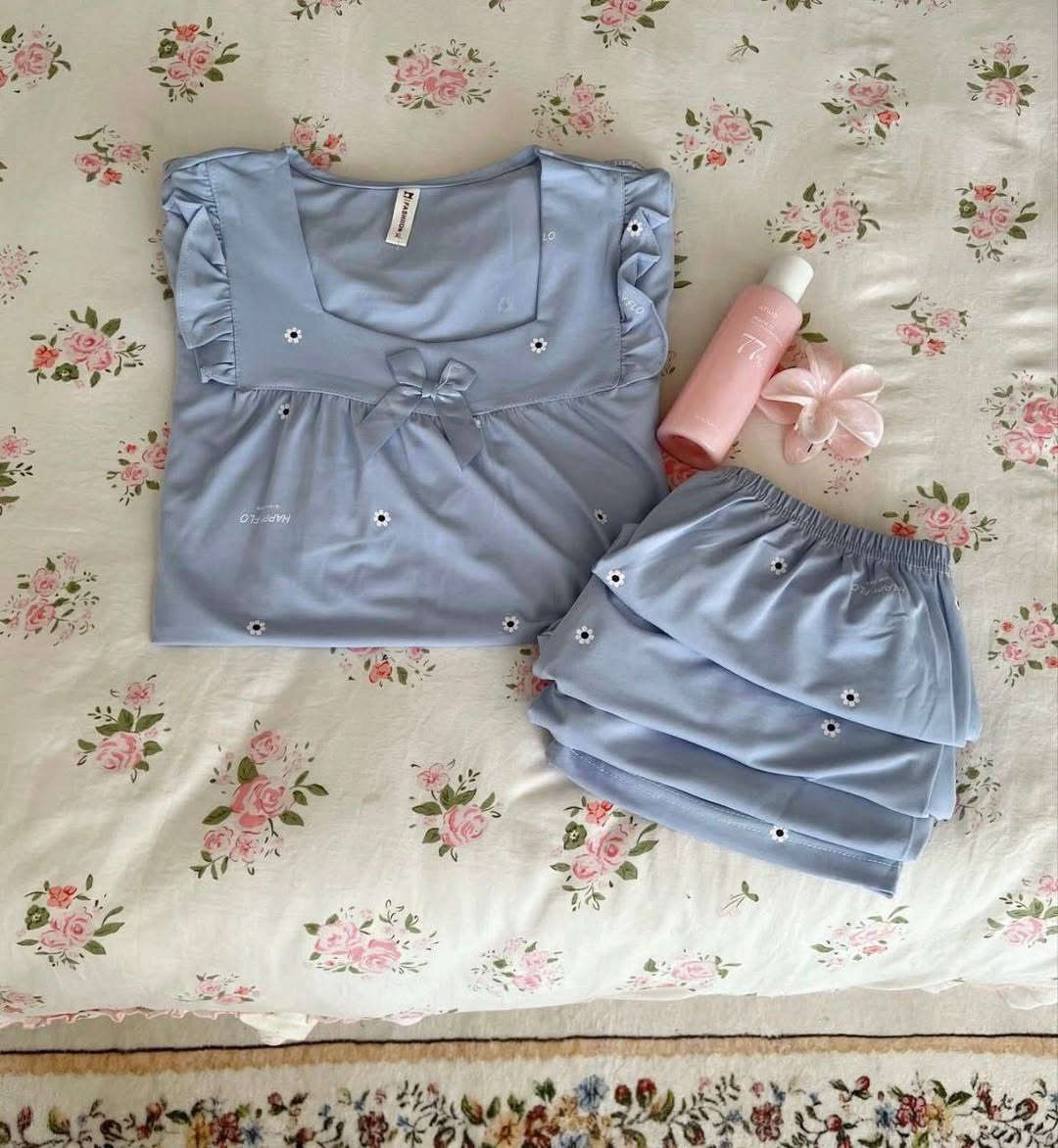 تراك فانيله قطني 
فقط هل لونين 
متوفر بقياسات 
M L xl xxl 
السعر
105
https://t.me/fofa1998F


**إذا كنت صاحب هذا الإعلان وتريد حذفه لأي سبب، رجاءا أرسل رسالة إلى الدعم الفني**