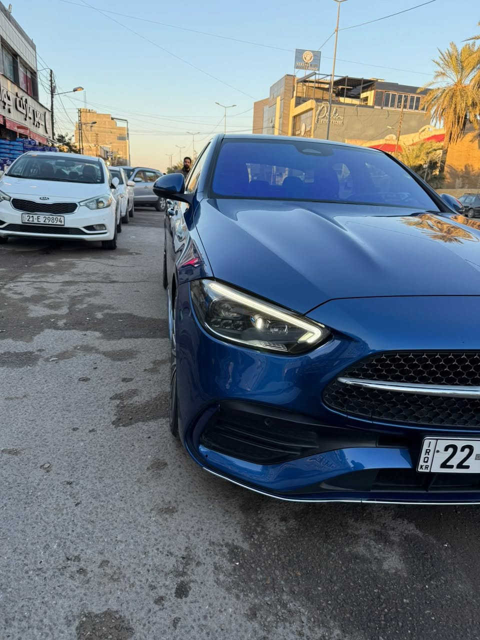 السلام عليكم مارسدس 2021 c300 وارد الماني السياره مكفوله كفاله عامه رقم اربيل وبيها تضليل نسبة 80 بال100 السياره فول مواصفات ماشيه 47 الف السياره ممحتاجه اي شي سعرها 34500$ بيها مجال عنوان بغداد المنصور للاستفسار***********
