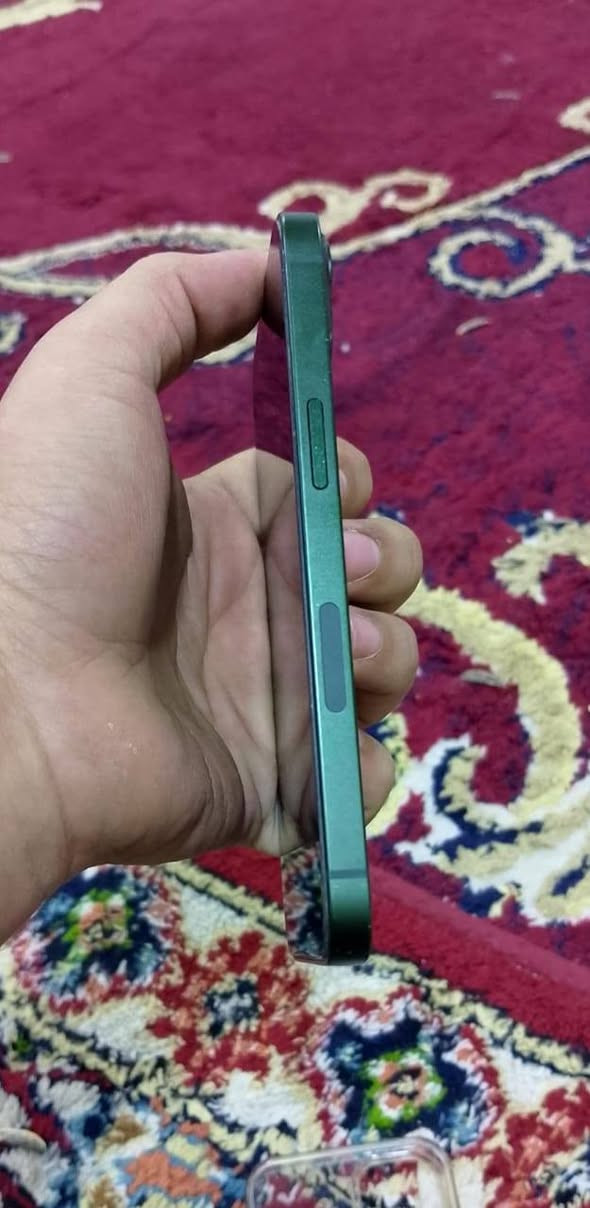 ايفون ١٣ العادي 
امريكي بطاريه ٧٩ 
جهاز مكفول كفاله عامه ع فحص شرط 
فقط فيس أيدي متوقف بسبب تحديث 
نضافه جهاز ٩٠/١٠٠ جهاز يخبل السعر( ٣٧٥ ) 🔥 . بي مجال حك جيه 
***********
