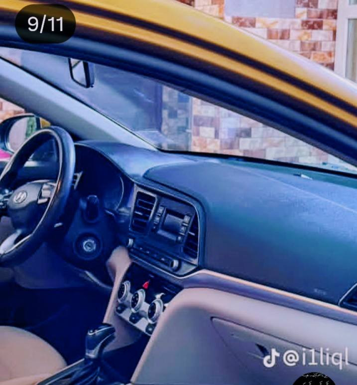 الاتصال على رقم وتساب مذكور بصورة وليس ماسنجر سياره جديده ونظيفه وسعره زين مناسب والي يشتريه يكللهم من طرف زهرة الشمس بلماسنجر
