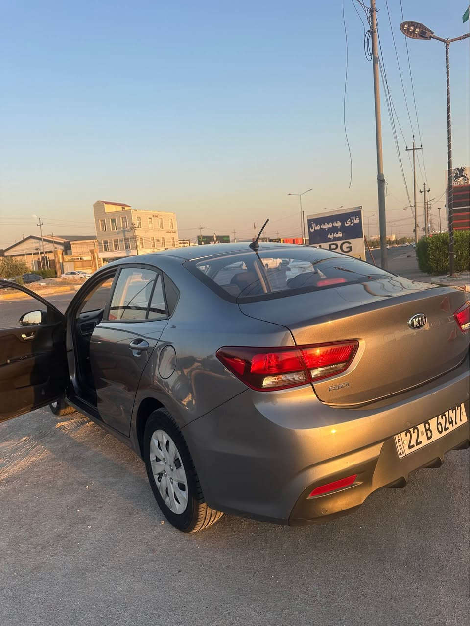 🚗 للبيع | Kia Rio 2019 GCC 🇰🇷

✅ موديل: 2019
✅ محرك: 1400 CC
✅ ناقل حركة: أوتوماتيك
✅ استيراد: خليجي
✅ اللون: رمادي
✅ محرك وگير بشرط
✅ السيارة نظيفة وجاهزة للفحص

📍 الموقع: أربيل

الضرر: شبر جاملغ، تعديل بارد (PDR)، رأس بنيد كد إصبع.

📞 للتواصل: *********** أربيل, العراق
