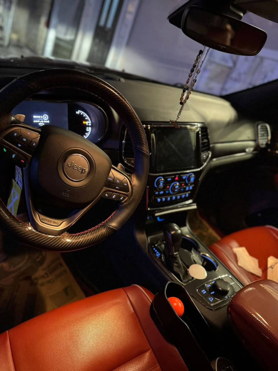 موديل 21 
وكالة هارلم 
المواصفات 
بانوراما . 
رقم الهاتف:***********
* نظام الاصطفاف الالي (اوتوپارك) . 

* تحذير الخروج عن المسار . 

* دفع رباعي 4x4 

فرش المقاعد من الجلد . 

* صفي المقاعد الأمامية كهربائية .

* ذاكرة لحفظ وضعيات الجلوس . 

* صفي المقاعد الأمامية مع تبريد وتدفئة . 

* نقطة عمياء .

* ويل اسود بلاد قياس 20 انج .

* مقود السائق من الجلد  .

* مقود السائق كهربائي . 

* تدفئة ستيرن . 

* سقف بانوراما .

* شاشه كبيرة مع نفكيشن GPS . 

* مصابيح امامية زنون . 

* المصابيح الأمامية مع LED لايت . 

* كشافات ضباب بروجكتر زنون . 

* سقف المقصورة مغلف بالشاموا . 

* تشغيل عن بعد .

* صندوق كهربائي .

* حساسات أمامية . 

* حساسات خلفية .

* كاميرا خلفية .

* مرايا متحسسه للضوء العالي . 

* مرايا جانبية قابلة للطي . 

* بلوتوث تلفون . 

* محدد سرعة . 

* نظام بريك اوتماتيكي ( Auto Break System ) .

*نظام صوت هارمن كاردون

محرك3600

ماشيه ٥٧ الف

رقم اربيل

مكان السيارة :بغداد 
السياره كفالة من الصبغ 
عدا بارد بلجاملغ
السعر 340 وبيها مجال
