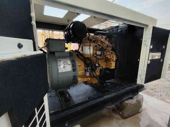 متاح للبيع
مولد بيركنز بزون
3 سلندر
7.5 KVA 
30 امبير
سنگل فيز
راس التوليد بنكيك
نظام حماية 
تشغيل واطفاء اوتو  AUTO 
للاستفسار الاتصال على الرقم
***********
واتساب ***********
