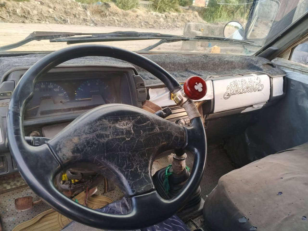 يالله السلام عليكم البيع كيه بسته
موديل 95 

كير مكينه اكسن كله نضيف

غرفته حلوه كاعيه جديد

بور ومشط جدد حداديه نضيفه

تايرات نضيفه معمره تعمير جديد

شواصي بس واحد معمر

مالكه مو جود رقم ألماني بغداد

السياره عوزه بس صبغ

المكان النجف الاستفسار

الاتصال بل رقم ***********
