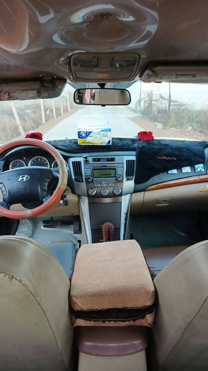 السلام عليكم سوناته لبيع موديل 2009) السعر 110بيهه مجال وارد أمريكي مكينه 2400بلشرط حداديه جديده السياره بسمي سنويه 2029(***********) عنوان السياره ديالى بعقوبه
