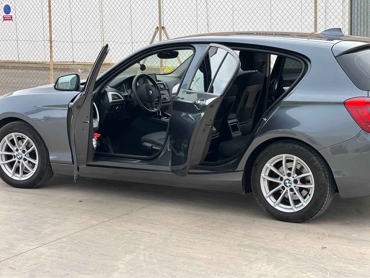 El coche marcha muy bien, no tiene ningún falla Lleida, CT


**إذا كنت صاحب هذا الإعلان وتريد حذفه لأي سبب، رجاءا أرسل رسالة إلى الدعم الفني**