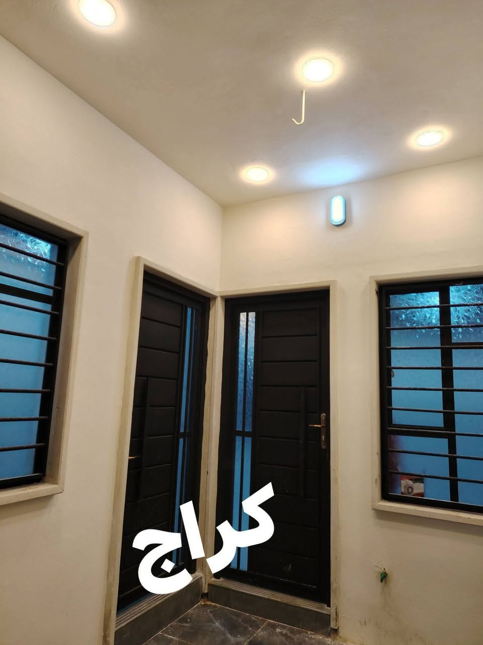 دار للبيع طابق ونص المساحة 115متر ✅✅✅✅
حي الانتصار شارع 60 قرب سوق المخضر الجديدبناء حديث زيرو✅ 
سند طابو الزهور شرط التحويل ✅✅✅
يتكون من اربع غرف نوم وهولين   واستقبال ومطبخ وصحيات بناء حديث زيرو وستلام فوري ✅✅✅✅
✅الاتصال على الارقام التاليه✅ ***********
 ✅***********
