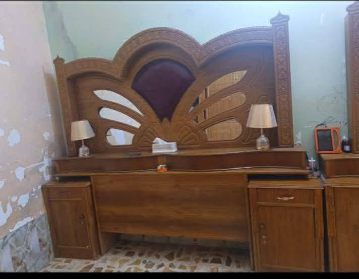 غرفه نظيفه للبيع فوزه بس تخت بسعر مناسب ٤٥٠
تنباع كامله أو كل قطعه وحد


**إذا كنت صاحب هذا الإعلان وتريد حذفه لأي سبب، رجاءا أرسل رسالة إلى الدعم الفني**