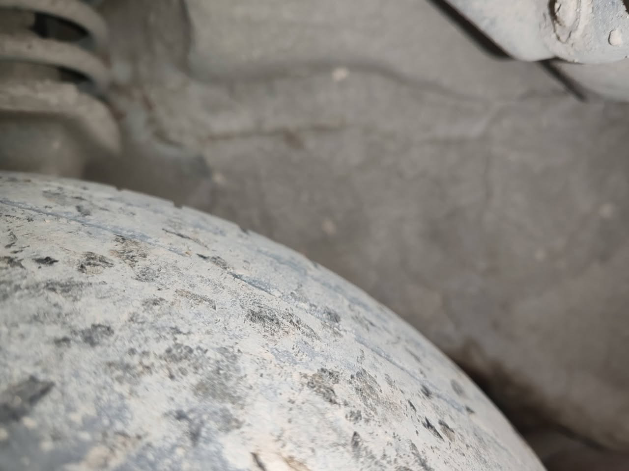 السلام عليكم سايبا للبيع موديل 2012 رقم بغداد انكليزي تحويل ثاني يوم سنوية لل29 سيارة جديدة نكرة سلف عليها هيئة 63 الف فقط غرامات مصفرة رايدها ب25 وبيها مجال مكاني بغداد دورة هور رجب رقمي اسيا *********** واتساب ***********
