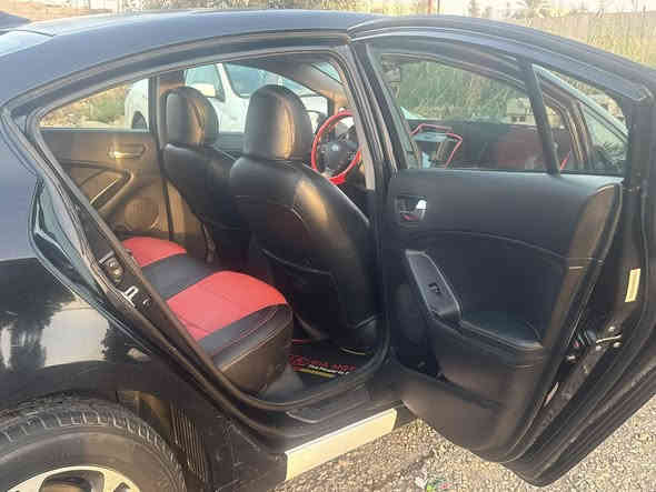 السلام عليكم كيا فورتي 2014 صور الضرر منشوره كير مكينه خير من الله صبغ ثلاث قطع فقط بدون دواخل 
السعر 103$ 
بيه مجال للتواصل الرقم ***********
