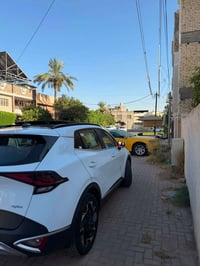 سبورتج للبيع موديل ٢٠٢٥ فول مواصفات وكالة اكدال بنوراما وتغشيل عن بعد ...