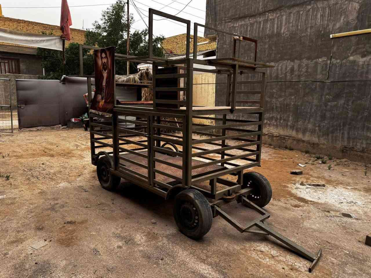 عربانة مرتبة للبيع تشيل 8 سماعات 
السعر والتفاصيل خاص 
اللهم عجل لوليك الفرج


**إذا كنت صاحب هذا الإعلان وتريد حذفه لأي سبب، رجاءا أرسل رسالة إلى الدعم الفني**