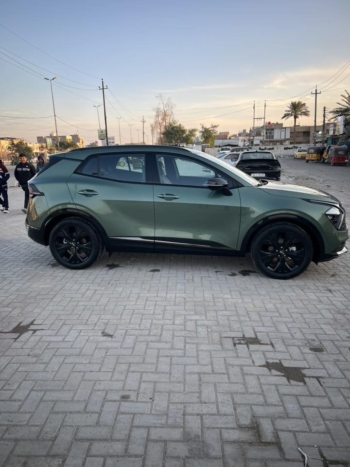 كيا سبورتج 2025 موديل بلاك ادشن لون زيتوني (مميز) فول مواصفات قمارة حديد مكفولة
الرقم بغداد بسمي
وارد خليجي ماشيه 14 الف
-تشغيل عن بعد
- محرك 2000 دوش
- صندوك كهرباء
- مقاعد امامية كهرباء
-داخل كنتارا 
- تدفئة كشنات والستيرن
- شفتات تبديل خلف الموقد
- كاميرا + حساسات
- ويل كاب 19 انج لماع
- شباك لماع
- داخل جلد زيتوني ملكي
- مرايا سوداء
- درايف مود + اوتو هولد
- هاند بريك بصمة
- تحكم ستيرن جهتين
- شاحن لاسلكي
السيارة داخل ضمان الدولية العراقية
السعر 240 ورقة 💵
مكاني بغداد حي الجهاد
الرقم ***********
