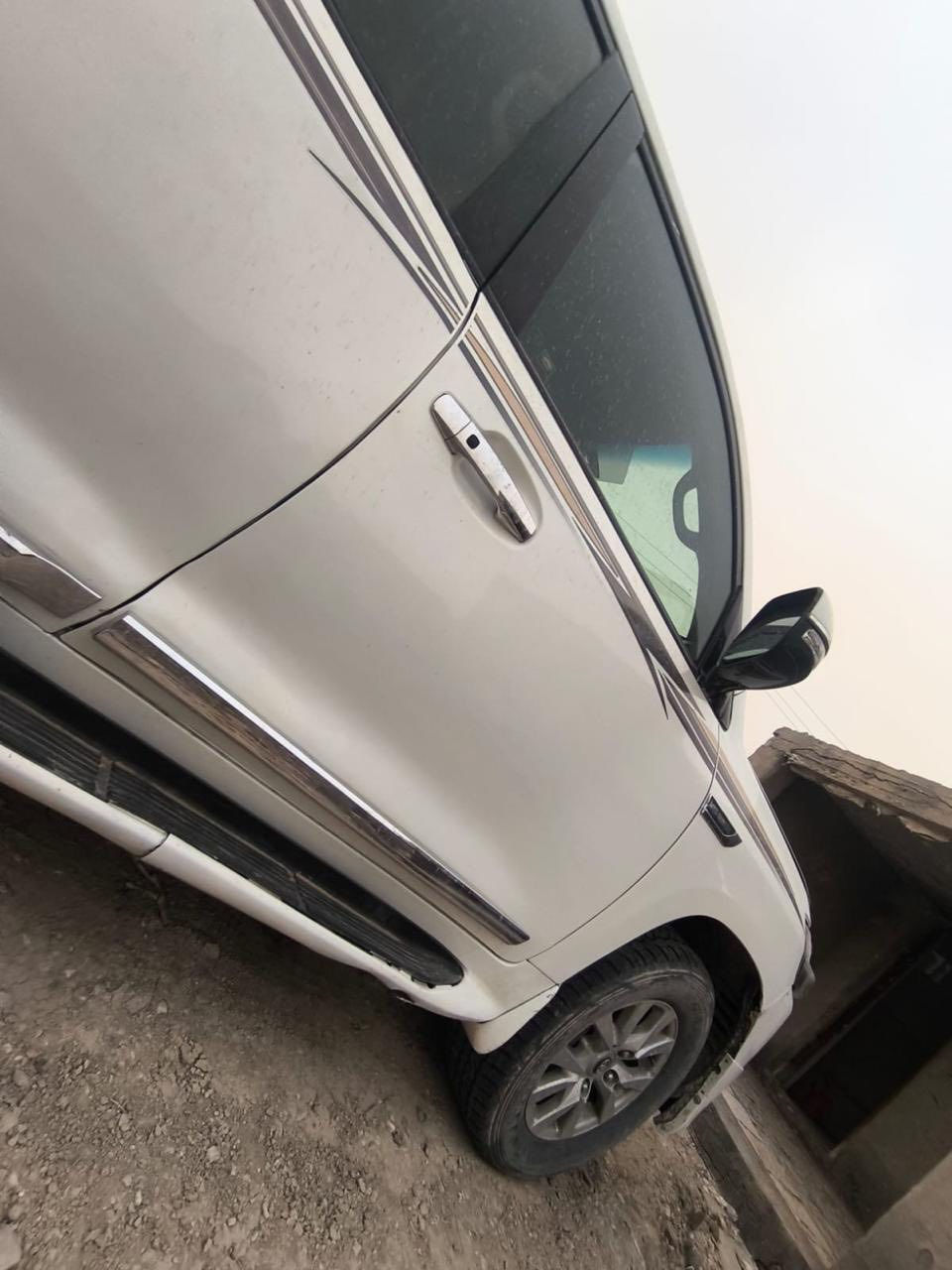 جگساره للبيع موديل 14 بانزين محدث 21 السياره جاهزه من كلشي راعيها بناصريه مابيها اي ضرر السعر 325 وبيها مجال العنوان ذي قار ناصريه الاتصال *********** او مراسله الصفحه
