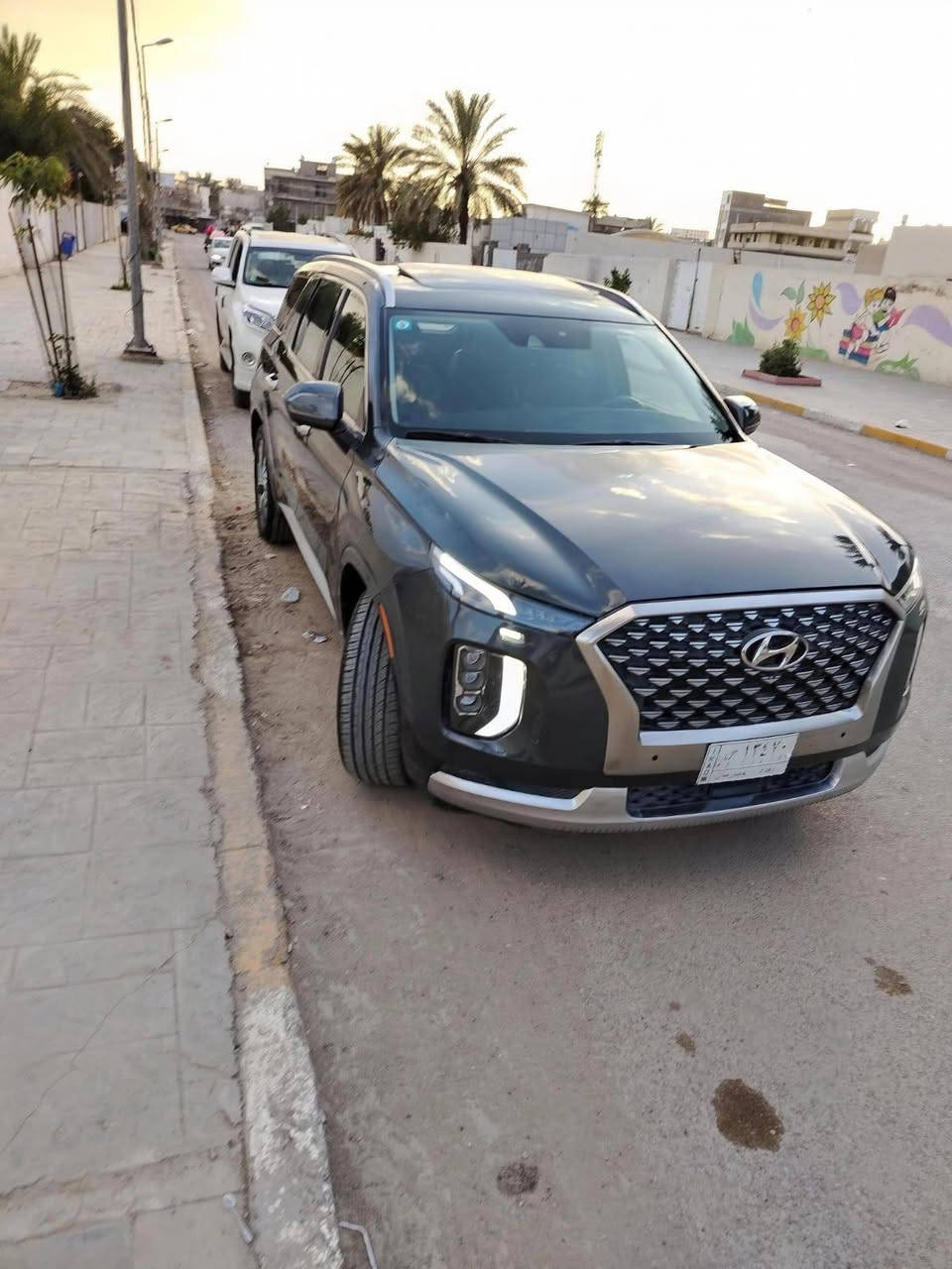 هيونداي بلسايد2022( ليمتد )
بغداد مشروع وطني و بأسمي فوول 1/1

🌹فتحة سلايد + بنوراما

🌹حساسات امامي + خلفي

🌹كاميرات محيطية جميع الاتجاهات 360

🌹كاميرات جانبية / اشارات مع المري

🌹7 راكب غير متصل سياحي Vip

🌹جلد ....تحكمات كهربائي

🌹مقاعد الصف الثالث كهرباء

🌹نقطة العمياء + رادارت استشعار

🌹تحكمات ستيرن كاملة

🌹منافذ شحن جميع المقاعد + شحن وايرلس

🌹شاشة كبيرة (تحكم كامل بالسيارة)

🌹داتا شو عرض السرعة عالجامة الامامية

🌹كشنات تدفئة وتبريد

🌹ستيرن تدفئة + رجاج تحذير

🌹مري قلابة

🌹انارة داخلية محيطية متغيرة

🌹صندوق كهرباء 3 تحكمات

🌹كتالوك السيارة

🌹تشغيل عن بعد

🌹اشارة ترحيبية

🌹حساس مستشعر داخلي للاطفال او حيوانات

🌹نظام التحدث مع الركاب

🌹نظام تسجيل

🌹منظومة تبريد جديدة بالكارتون

وبعد مواصفات ومعروفة فئة اللمتد

ماشية 50٫800 كيلو متر قابل للزيادة

   *********** واتس اب

السعر 235$  وبيها مجال ان شاءالله

ملاحضة اخوان اني مكلف بالنشر للاستفسار الاتصال على صاحب السيارة
