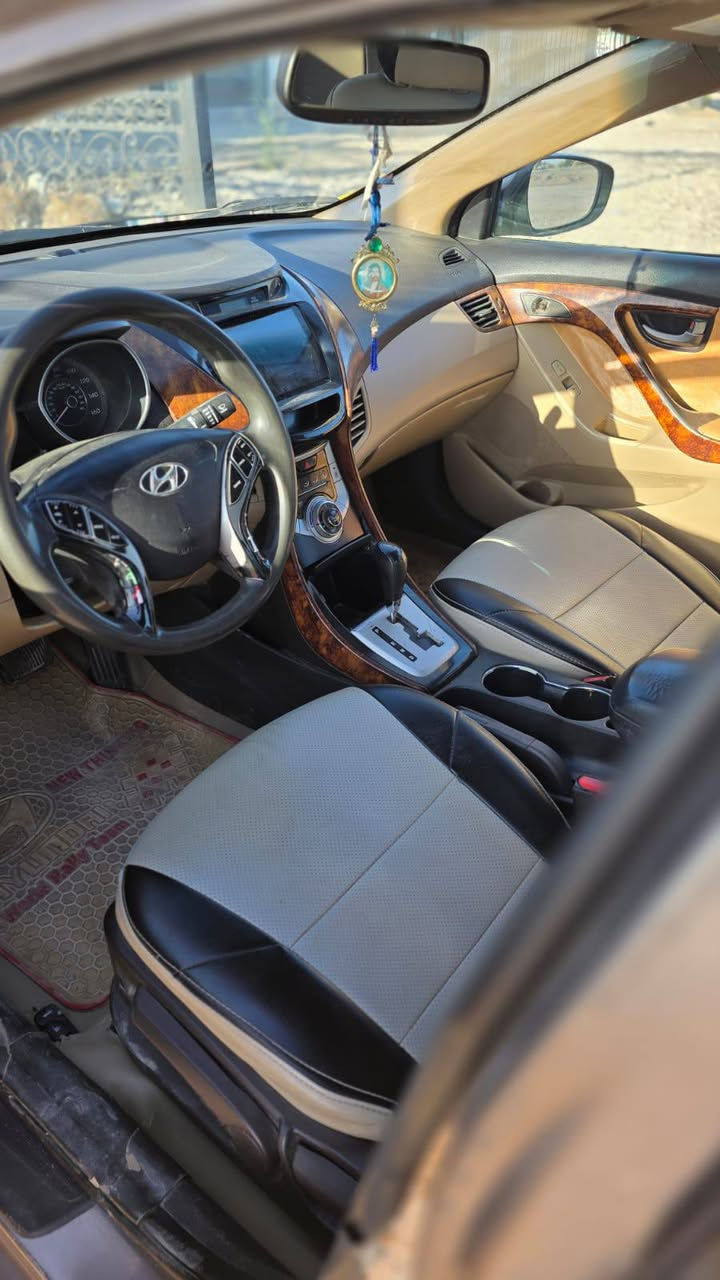 النتره موديل 12 حادثه جاملغ امامي فقط مكفوله لغد وشواصي ليبل واحد سياره جاهزه اي نقص مابيها مصفره خط وبحث تحويل مباشر ستفسار على ***********
