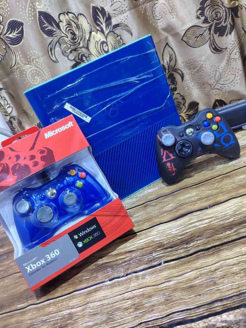 جهاز اكس بؤكس سوبر سلم  360 باندل نسخه  اخو جديد نظام فري ستايل واجه عربيه هارد320 G منزل بي 250  لعبه  من اقؤى الالعاب الاكس بؤكس جيتي كراند فورزه بيس 23 عربيه  وريد ديد وكل الالعاب قتاليه مع جوستكين  واحد جديد . وغراضه كامله. للاستفسار اتصل ع واتساب ***********... السعر 135 بغداد, العراق
