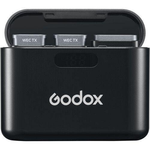 هذا هو Godox WEC Kit2، وهو نظام ميكروفون لاسلكي ثنائي القناة يتكون من جهاز استقبال وجهازي إرسال، يأتي مع علبة شحن مدمجة.علبة الشحن: تحتوي على شاشة LCD رقمية تعرض مستوى بطارية العلبة، وتستخدم لشحن الميكروفونات ومجهزة بمنفذ USB-C.الميكروفونات: تتضمن ميكروفونات صغيرة الحجم (lavalier) مع ميكروفون مدمج في جهاز الإرسال.المميزات التقنية: يعمل بتردد 2.4 جيجا هرتز مع نطاق نقل يصل إلى 200 متر، ويوفر عمر بطارية يصل إلى 8 ساعات للميكروفونات و24 ساعة مع علبة الشحن.الاستخدام: مصمم للكاميرات والهواتف الذكية (مثل آيفون) لتسجيل مقابلات أو فلوقات لشخصين في وقت واحد.
السعر 75 الف


**إذا كنت صاحب هذا الإعلان وتريد حذفه لأي سبب، رجاءا أرسل رسالة إلى الدعم الفني**