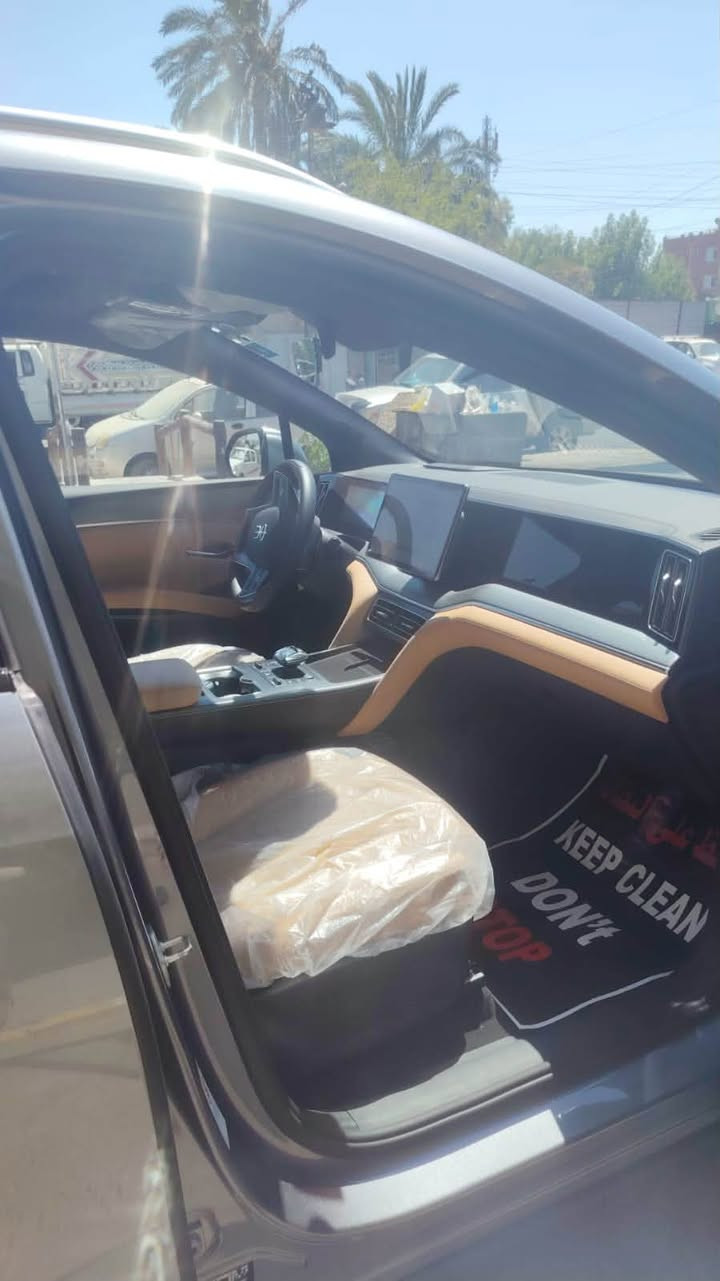 سلام عليكم
سونكL
2025ماشيه4000
كشن كهرباء
جنطه كهرباء اناره داخليه
بنورانا
كفاله عامه
مكان بغداد حي القاهره 
هـ***********
