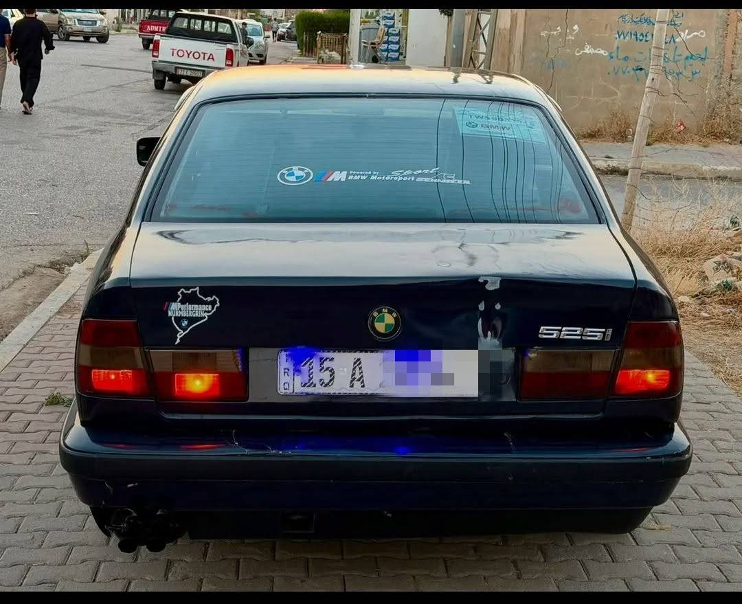 BMW 525
للبیع 
***********
***********
