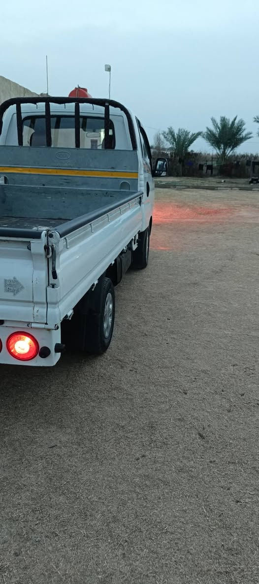 كيا بنكو 2015 محرك 2700 كفاله عامه من صبغ وضربه وتبديل (فقط تبديل دوسات)  محرك كير سدر كفاله تخم تاير جديد شرط التحويل رقم بابل انكليزي. سعرها 115 وبي مجال قليل للستفسار ‏‪***********‬‏
