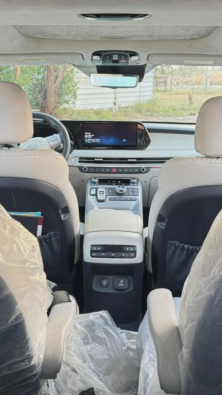 باليسايد كليكرافي 2024 ماشية 53000km 

السياره جديده اخت الزيرو 

المحرك  3800

المواصفات:

داتا شو

حساسات ورادارات 360 درجه

5 بصمات

الصندوق كهرباء

كشافات Led

لايتات وبك لايت Led

ويل حجم 20

بانوراما

7 راكب

المقاعد كلهه كهرباء

المقاعد كلهه تدفئة و تبريد

مقعد السايق مساج 

مقعد السايق خزن ميموري 

قيادة ذاتيه

نقطة عمياء

تدفئة ستيرن

التبريد بيانو

4x4 فور ويل

اكثر من وضع قيادة

sport

smart

eco

snow ثلجي

فورويل

توقف ذاتي

كامرات 360 درجه

انارة ولدات ترحيب

شفتات بالستيرن

المراية الوسطيه تعرض فيديو فول HD 

تحكم ستيرن جهتين

بالبصمة السيارة تتقدم وترجع وتشغيل عن بعد

اوامر صوتيه

وبعد بيهه هواي مواصفات

للاستفسار 
***********
