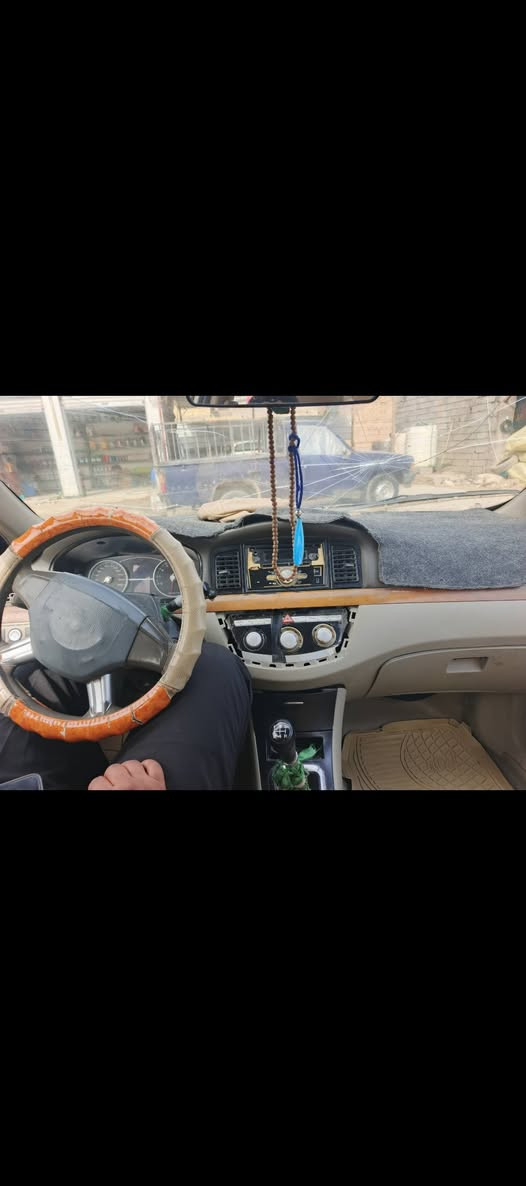 ليفان موديل 2013
مكينه كورلا كير عادي
حداديه زينه تخم تاير
رقم ذي قار وكاله عامه عدي 
علما انه سياره قاصرين وبالغين 
سياره حلوه ونضيفه
سعر23 مكاني ذي قار الغراف لاستفسار اكثر 
‏‪***********‬‏ ناصرية, ذي قار
