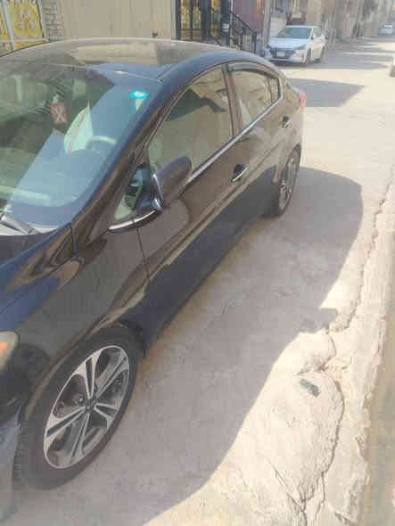 كيا فورتي موديل 2016 سياره جديده ليبل واحد حادث فقط دعاميه اماميه بدون شاصي ولغد مكفولات كير محرك مكفول محرك 2000جي دي السعر 110 رقم الهاتف *********** بدون صبغ وضربه
