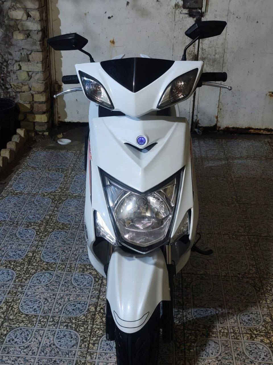 هذا اليونسك و هذا اليفرحك
و هذا الما يفشلك هذا محافظات يمشي
سكنز ياباني موديل 2012
الرررررمبه بويه

المواصفات :
نوزل خطيين
و كهربائيات شغاله كلها
و مكينه رمبه مكفوله
و روح اسئل عليها ابو المصلحه

السعر روح شوف الجديد بيش
 و انا ابيعك جوه سعرها ب200 الف
والما يعرف الصگر يشويييه

هذا رقمي و بيه واتساب
***********

#وسلامتكووم
