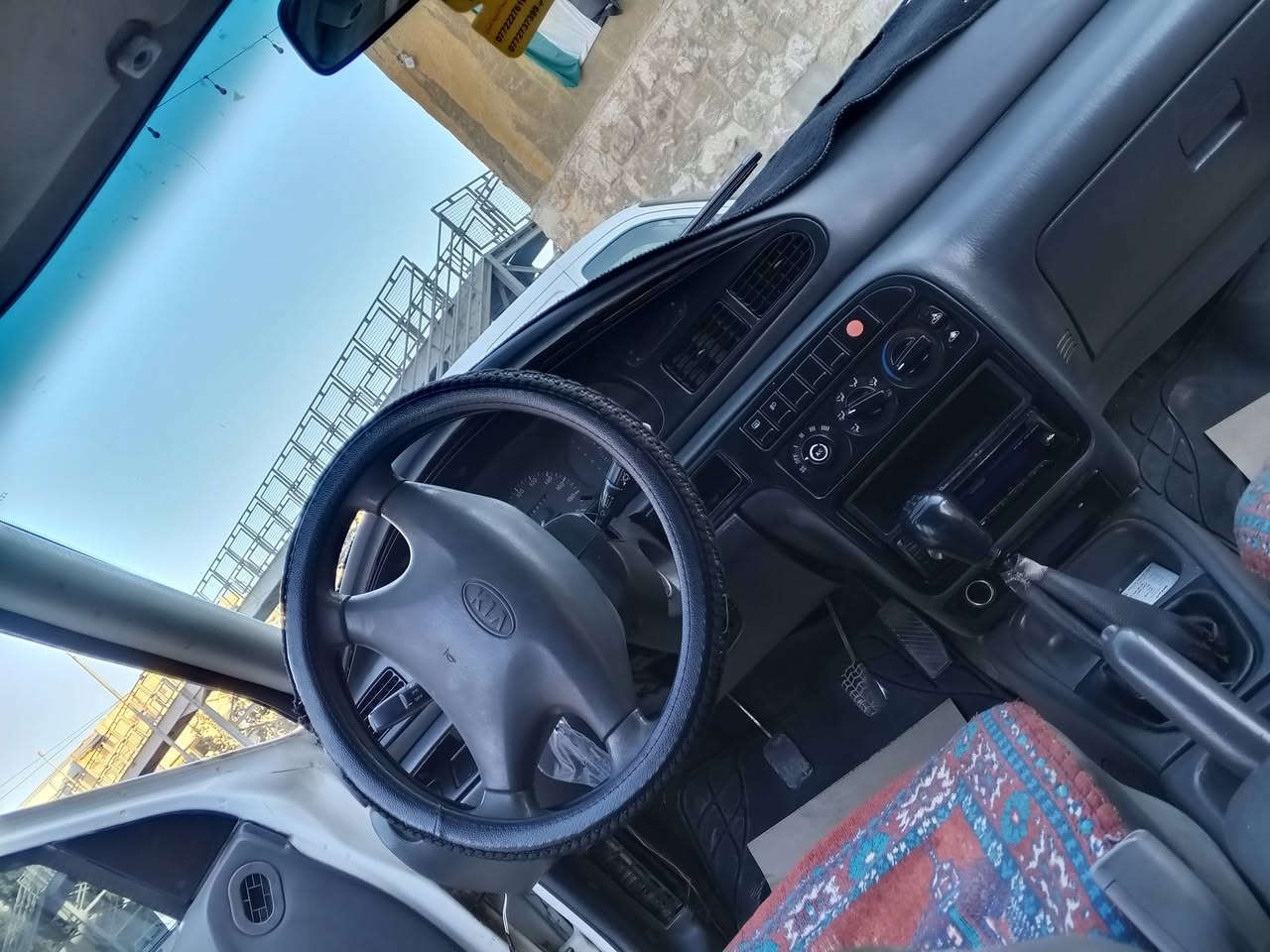 كيا سيفيا موديل 1996 للبيع   
معها ترخيص لشهر 12
ماتور نضيف 
قير فحص 
ميكانيك وكهرباء ممتازه 
دهانها ممتاز
غرفه كما بالصور نضيفه تابلو وبطانات .. 
جنط الاصلي 4فردات كوشوك وكاله 
بطاريه جديده
سنتر شغال 
كل الاضافات شغاله 
الرجاء الاتصال من الجادين فقط السعر 1300دينار
***********779834598


**إذا كنت صاحب هذا الإعلان وتريد حذفه لأي سبب، رجاءا أرسل رسالة إلى الدعم الفني**