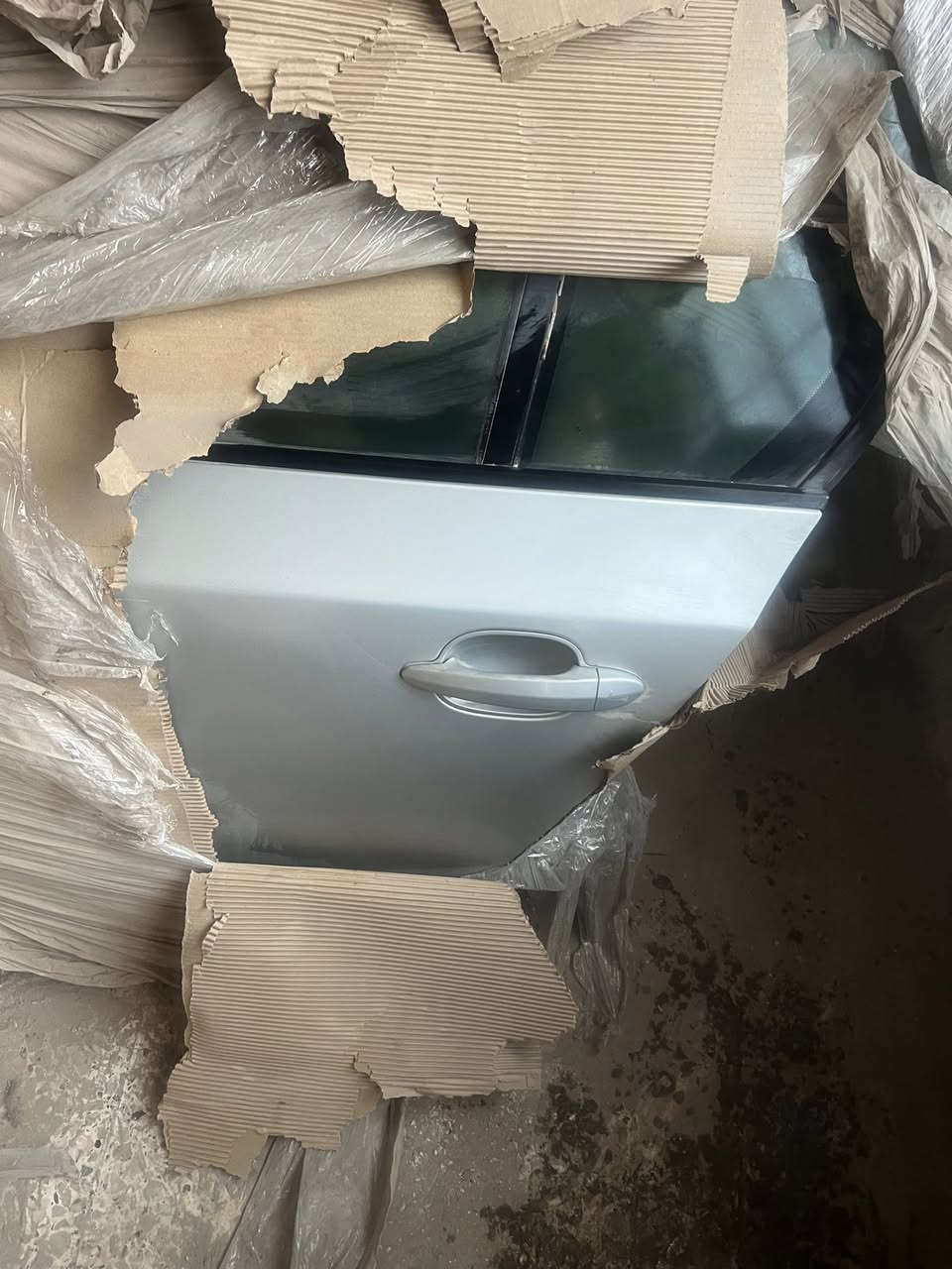 سلام عليكم ادوات بيم تصفيه مخزن كله جديد وباخرهf10/e60/e90/650/2016  للاستفسار ***********
