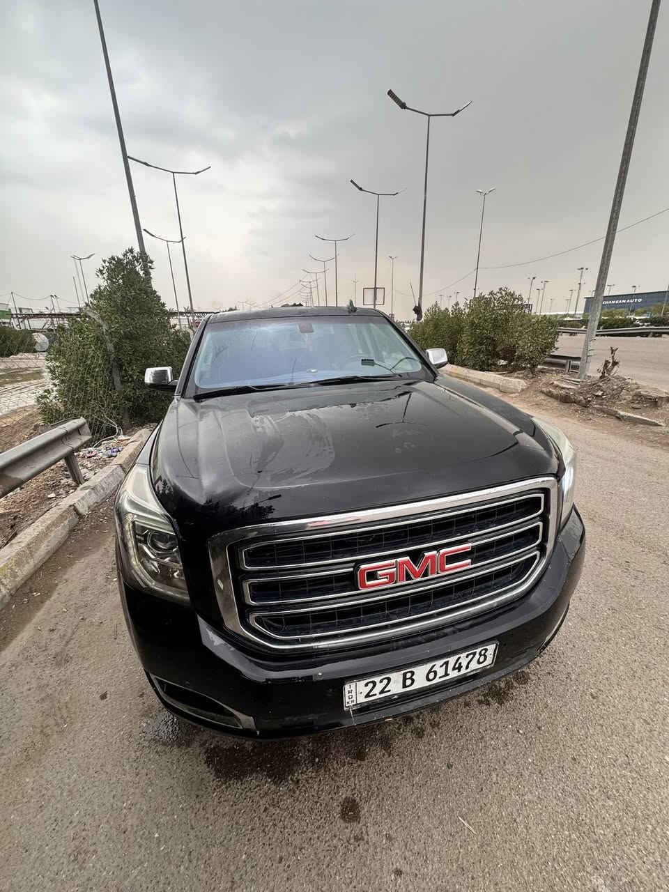 جمسي يوكن 2017 sle 
السيارة ب اسمي رقم أربيل  هزة جديدة سنوية جديدة
ضرر كلش حلو مال امريكا داخل المنشور 
بحيث بالتقرير يكتبلك كلين
الصورة بالمنشور  
ماشية ٢٣٢ كم كيلو 
دفع رباعي 
كفالة كير مكينة 
السعر 302 وبيها مجال 
الموديل: 2017
الفئة:SLE
الدفع: رباعي 4×4
المحرك: V8 سعة 5.3 لتر
القوة: 355 حصان تقريباً
القير: أوتوماتيك 6 سرعات
عدد السلندرات: 8
عدد المقاعد: 8 ركاب
المواصفات الداخلية:
تحكم كهربائي بالمقاعد
تدفئة وتبريد للمقاعد الأمامية
شاشة كبيرة مع نظام ملاحة
بلوتوث + USB
مثبت سرعة + تحكم
مواصفات الأمان:
كامرة خلفية
حساسات أمامية وخلفية
ايربكات متعددة
نظام ABS + ثبات إلكتروني
سيارة قوية بالسحب، مريحة جداً بالسفر، والاستخدام اليومي، استعمال شخصي
***********
