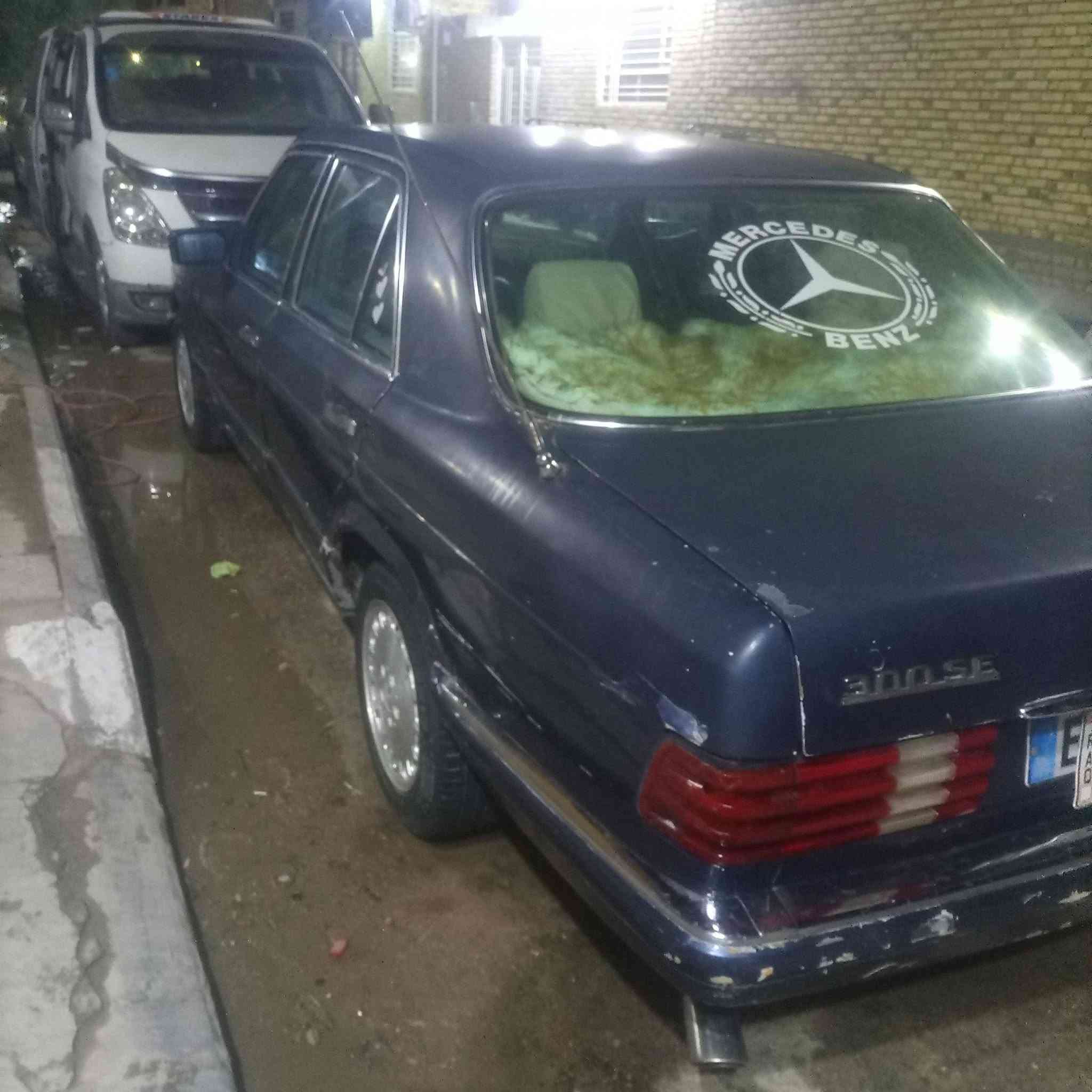 السلام عليكم مارسدس مؤديل 88رقم بغداد سنويه 27مكينه 2500تخم تاير عوزهه بوليش سياره جاهزه السعر25 وبيه مجال مكاني ناصريه مركز باقي تفاصيل (مكلف بلنشر) ***********

