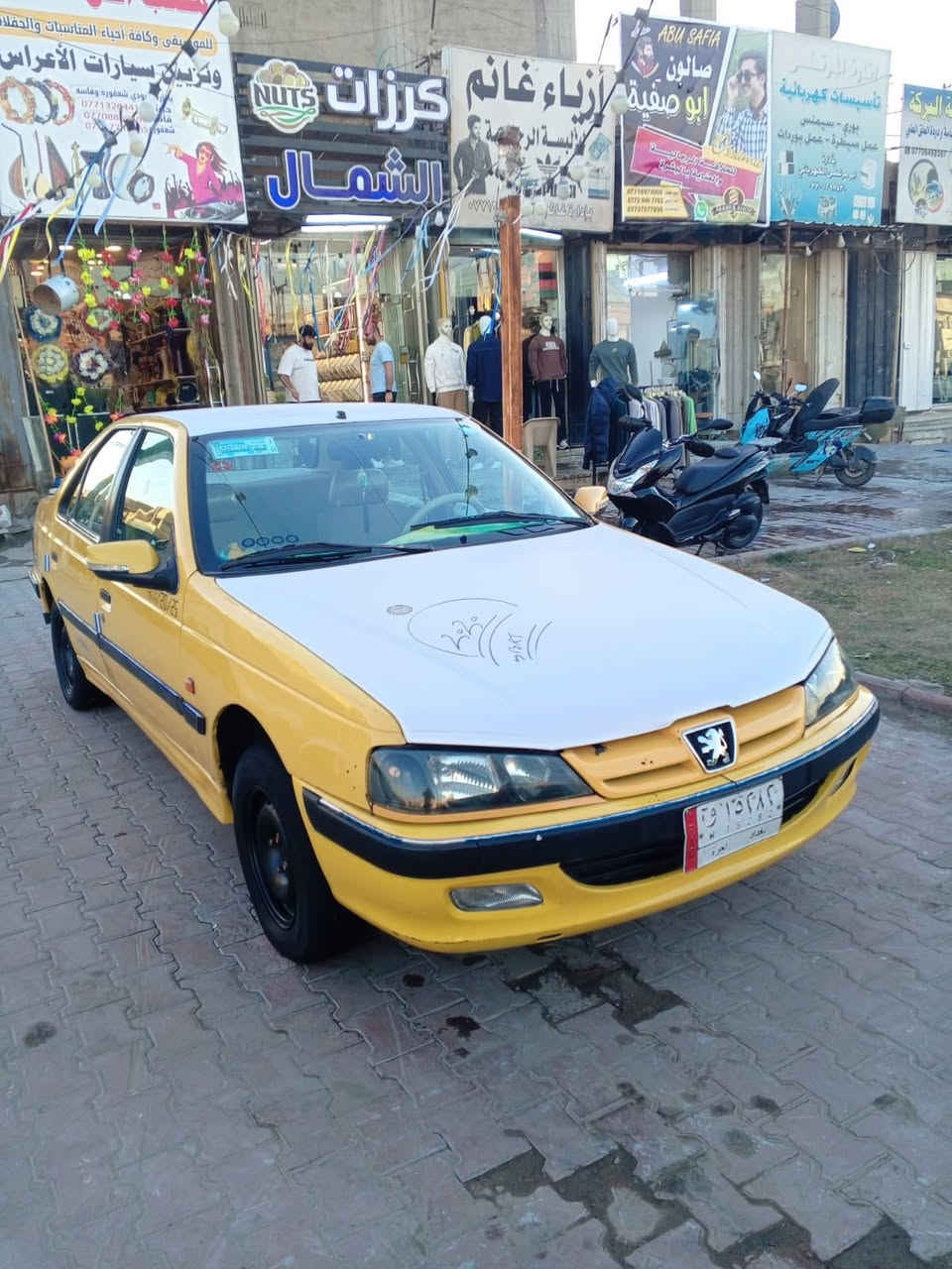 السلام عليكم بيجو بارص مديل 2014 
مكينه وكيرمكفولات تخم تاير صدر جديد
تبريد ثلج كهربائيات جديده سياره جاهزه
اب اسمي تحويل ثاني يوم  مكاني بغداد الكماليه
السعر 42 ورقه
رقمي ***********
