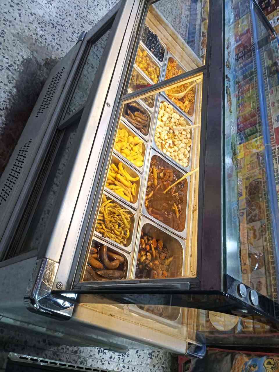 السلام عليكم شباب عارضه مقبلات اوعارضه طرشي ايكور اصلي شركه الزان تركي شغاله ونضيفه السعر 550العنوان بابل حي العسكري الاستفسار الاتصال ***********
