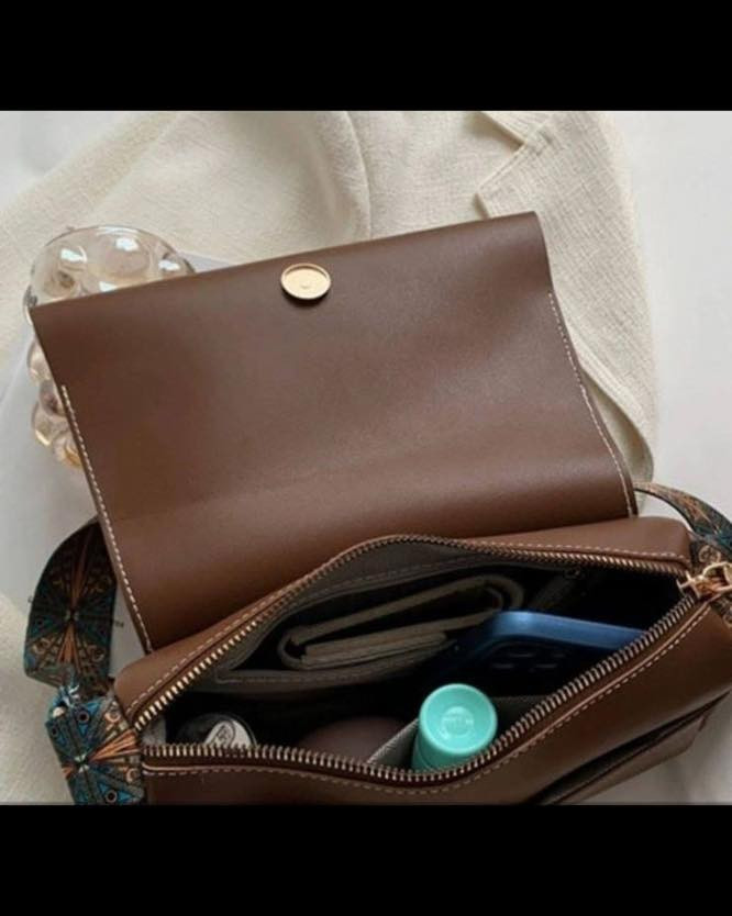 لكثرة الطلب توفرت. وبسعر 12.000 فقط. 
جلد سوفت سير سبوت متوفرة . توصيل موجود كمية محدودة
العنوان واسط قضاء الحي شارع قبة الصخرة مقابل مجمع سنفورة  #القلعة_للاحذية


**إذا كنت صاحب هذا الإعلان وتريد حذفه لأي سبب، رجاءا أرسل رسالة إلى الدعم الفني**