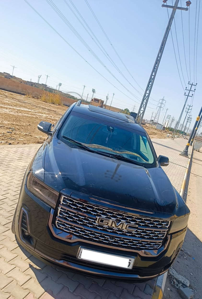 السلام عليكم .
أكاديا موديل 22 
بيع او مراوس بدوج رام..
رقم أربيل بأسمي شرط التحويل 
فول مواصفات slt.
سياره جديده جدآ وجاهزه ماتصرف عليها دينار.
سياره بيها تبديل جاملغ جهة اليمين نفس اللون بدون دواخل
ماشيه 60 الف ميل..
مكان السياره السماوه..
هاتف ***********
